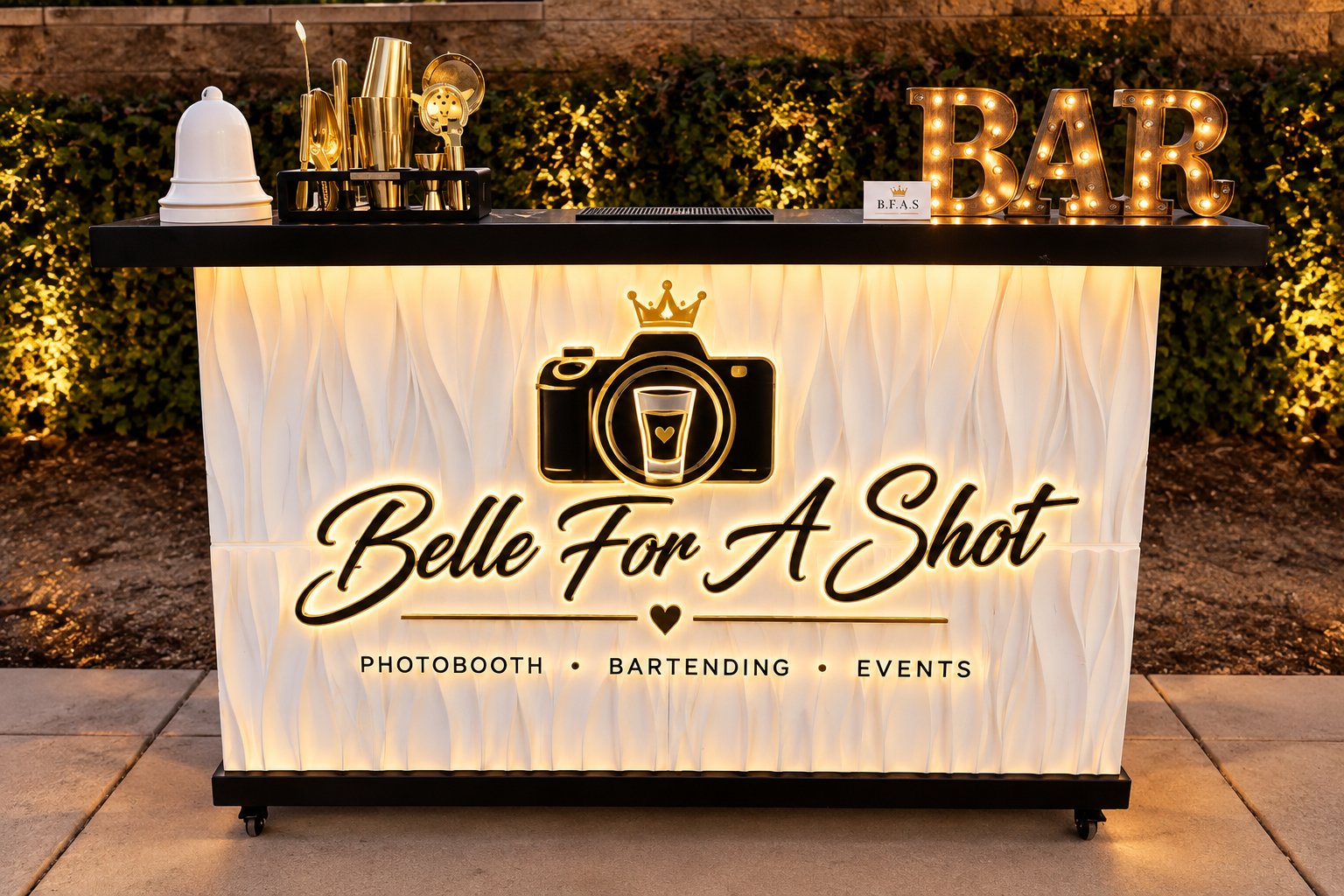 The Belle Experience — Belle For A Shot illuminated mobile bar